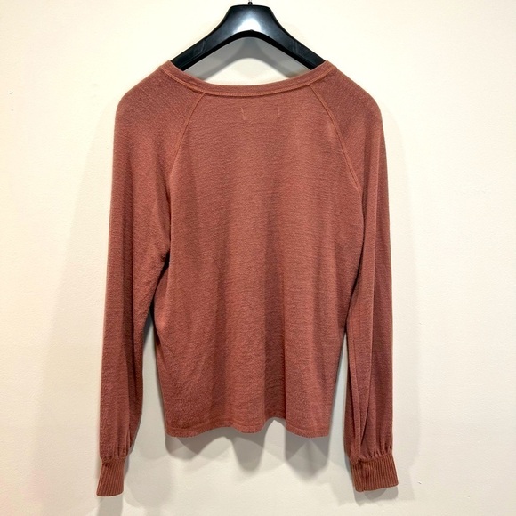 Abercrombie & Fitch Soft A & F Cozy Women’s Crewneck Sweater Size Small - Picture 2 of 4